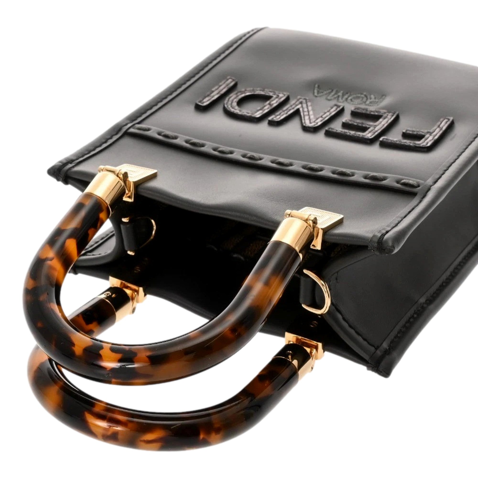 Fendi-8BS051-Black-snake3_clipped_rev_1_2000x2000