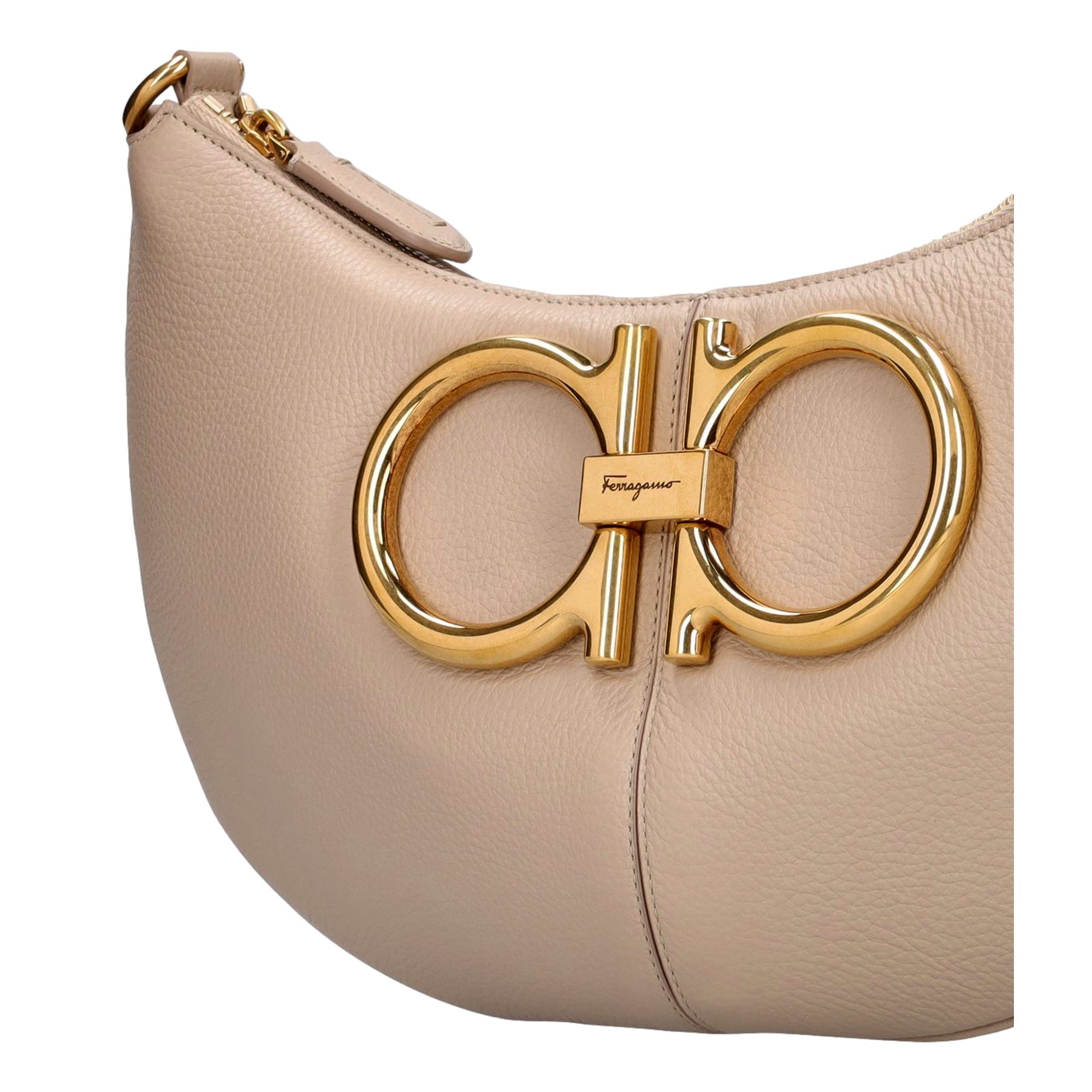 Ferragamo-781641-Beige3_clipped_rev_1_2000x2000