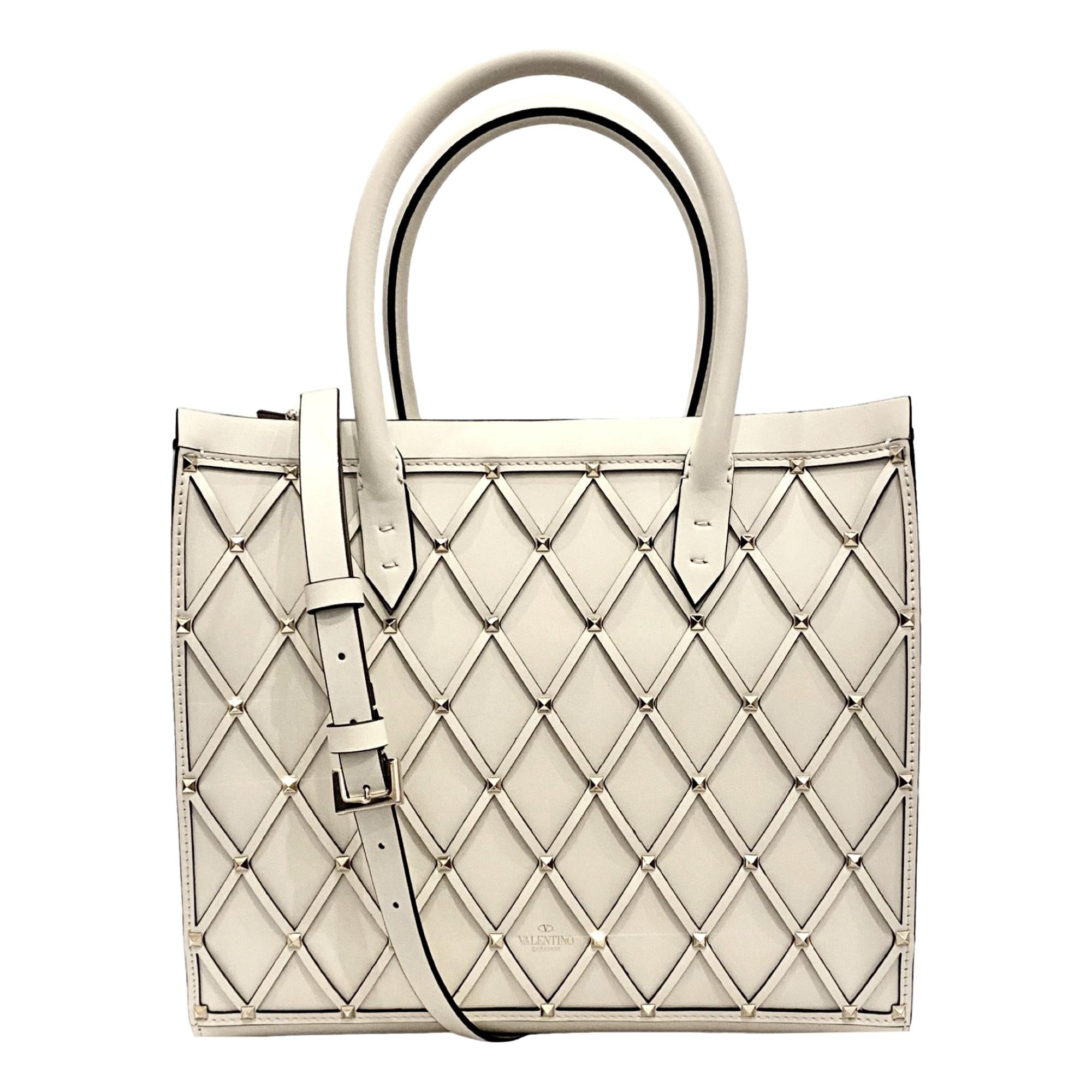 valentino-garavani-beehive-lattice-ivory-studded-leather-tote-bag-39697987109080_2000x2000